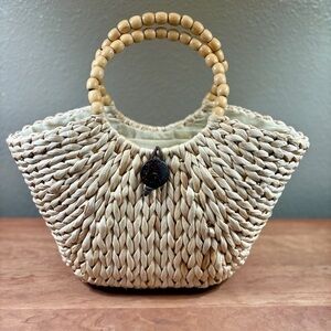 Straw Triangular Tote with Circle Bead Handle, Cinch Closure, EUC